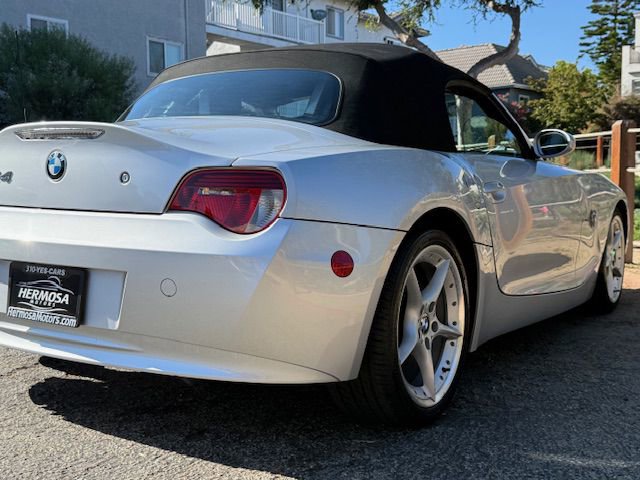 Used 2006 BMW Z4 3.0si image 33