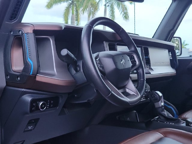 Used 2023 Ford Bronco Outer Banks AWD/4WD image 10