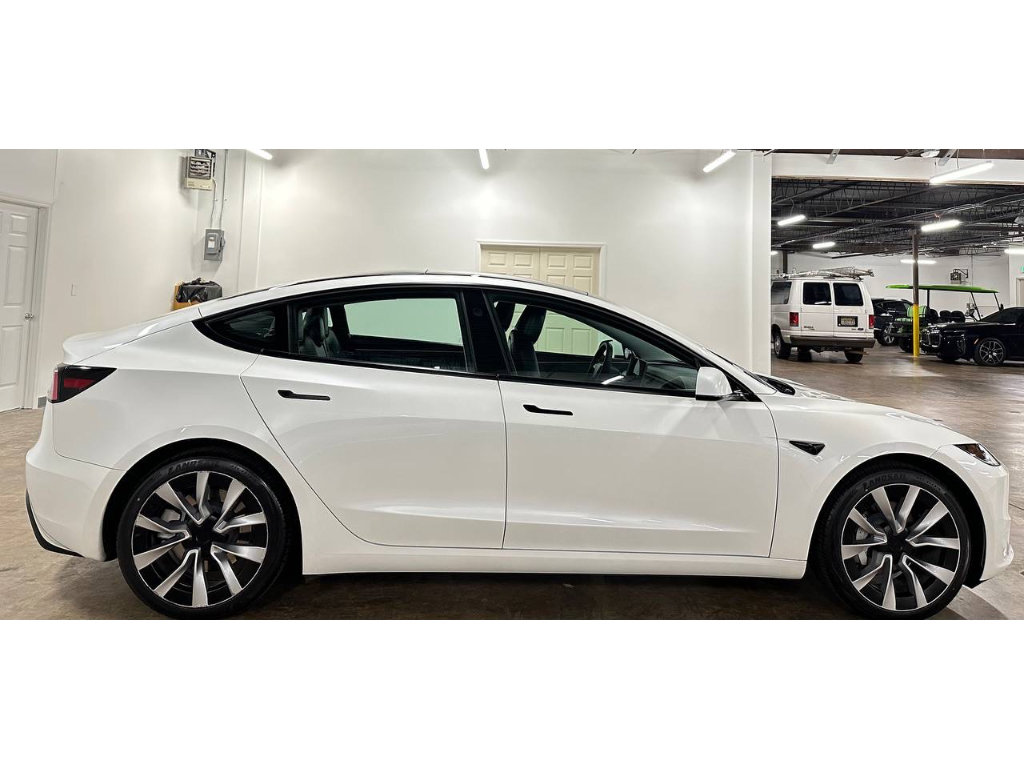Used 2024 Tesla Model 3 Standard Range RWD image 10