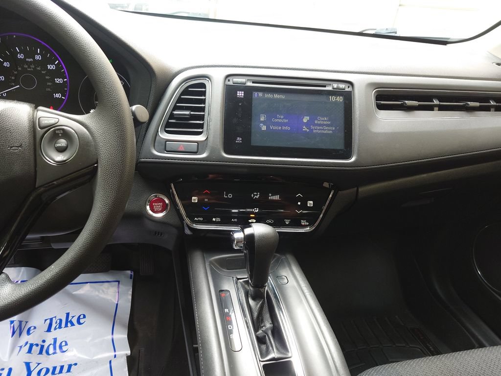 Used 2017 Honda HR-V EX image 16