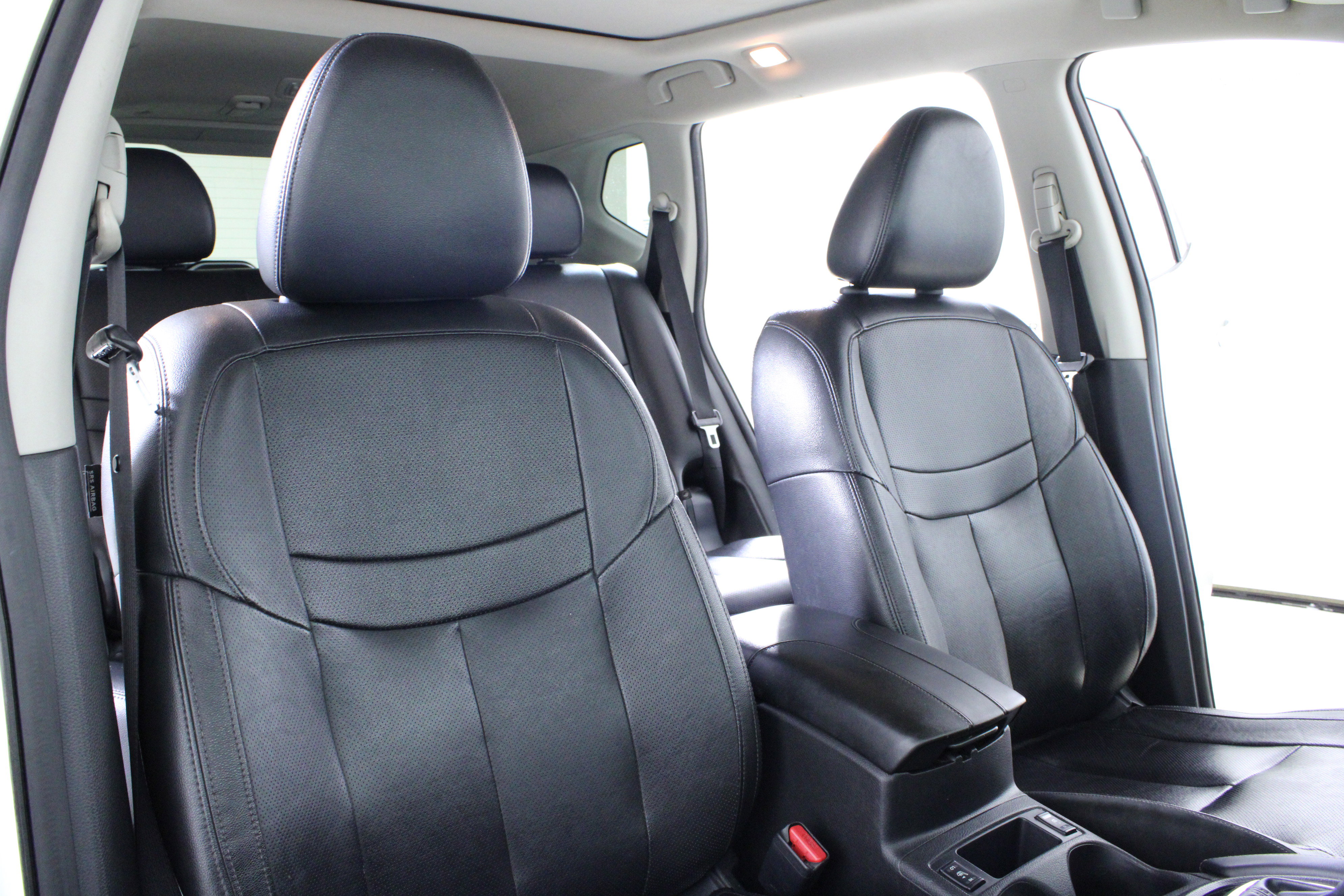 Used 2017 Nissan Rogue SL w/ SL Premium Package image 17