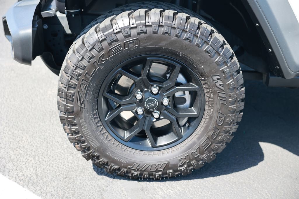 Used 2024 Jeep Wrangler Willys AWD/4WD image 12