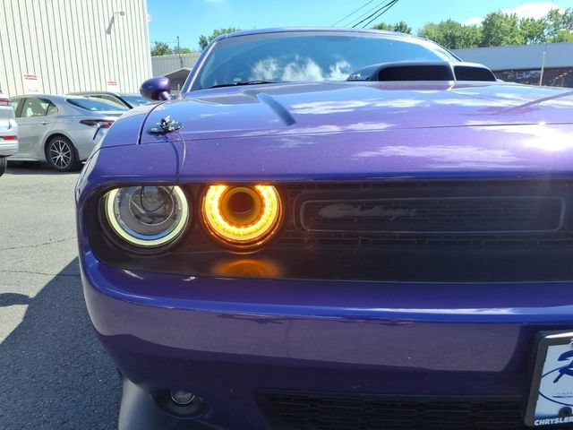 Used 2019 Dodge Challenger R/T Scat Pack w/ Shaker Package RWD image 9