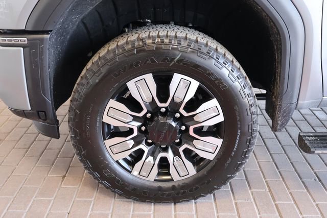 New 2026 GMC Sierra 3500 Denali image 10