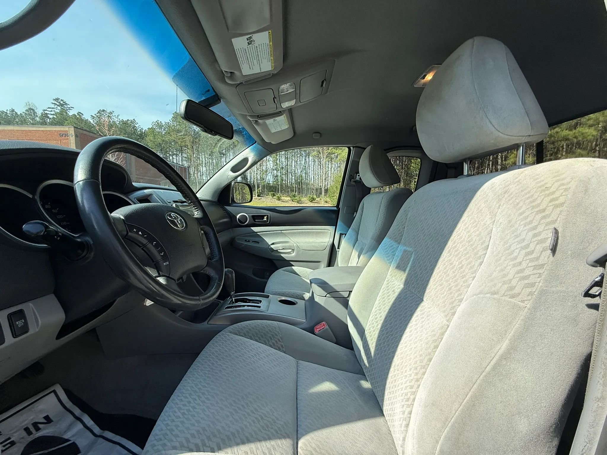 Used 2010 Toyota Tacoma 2WD Access Cab image 13