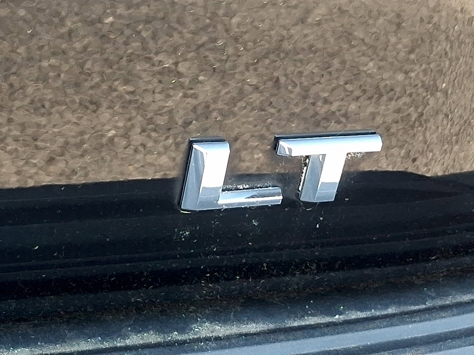 Certified 2022 Chevrolet Tahoe LT w/ LT Signature Package AWD/4WD image 31