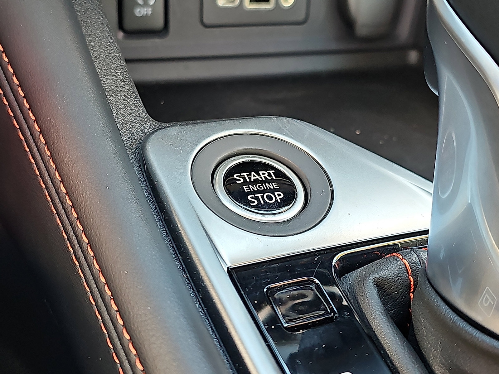 Certified 2025 Nissan Sentra SR w/ SR Premium Package image 25