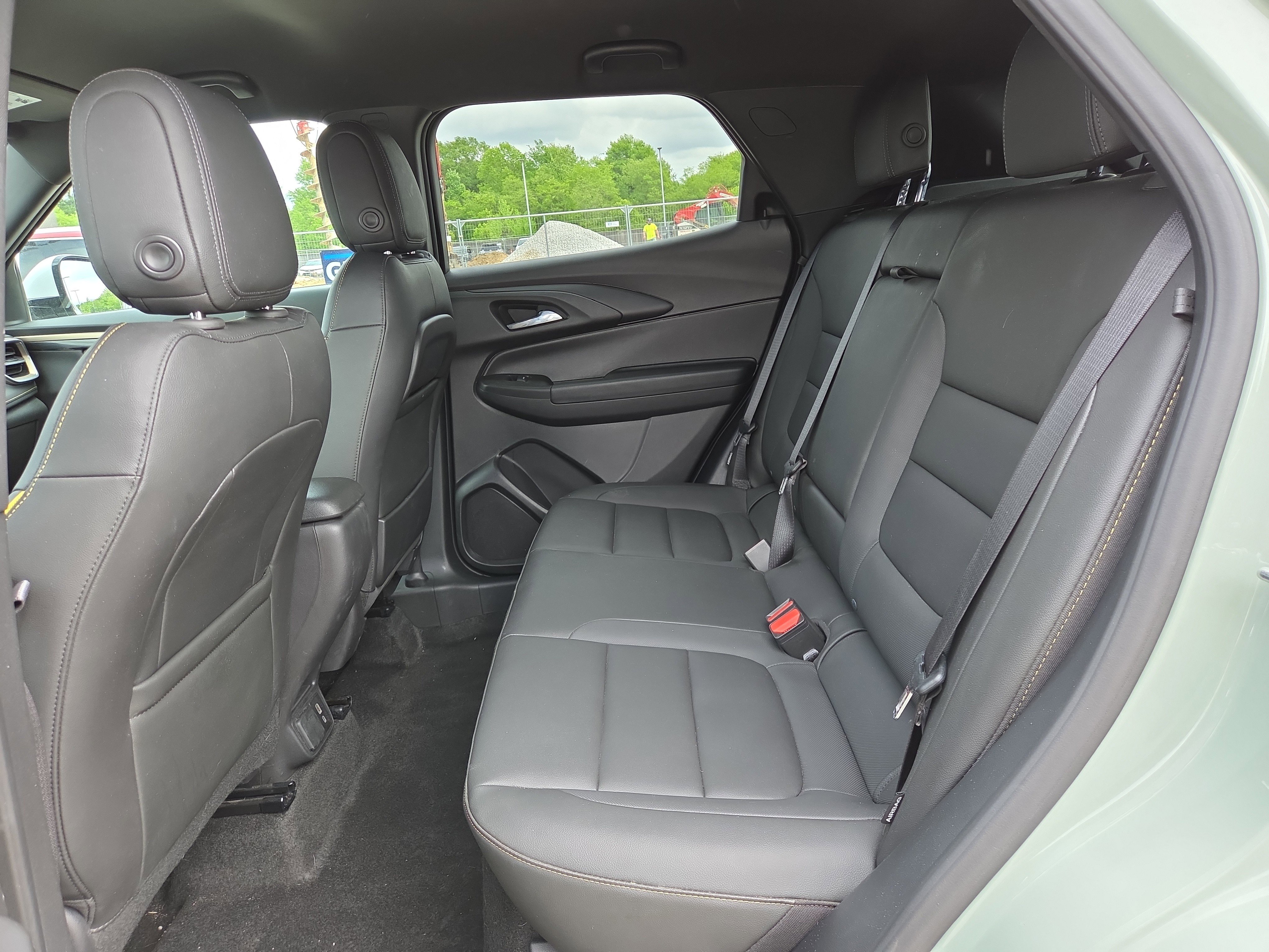 Used 2025 Chevrolet TrailBlazer ACTIV w/ Convenience Package image 11