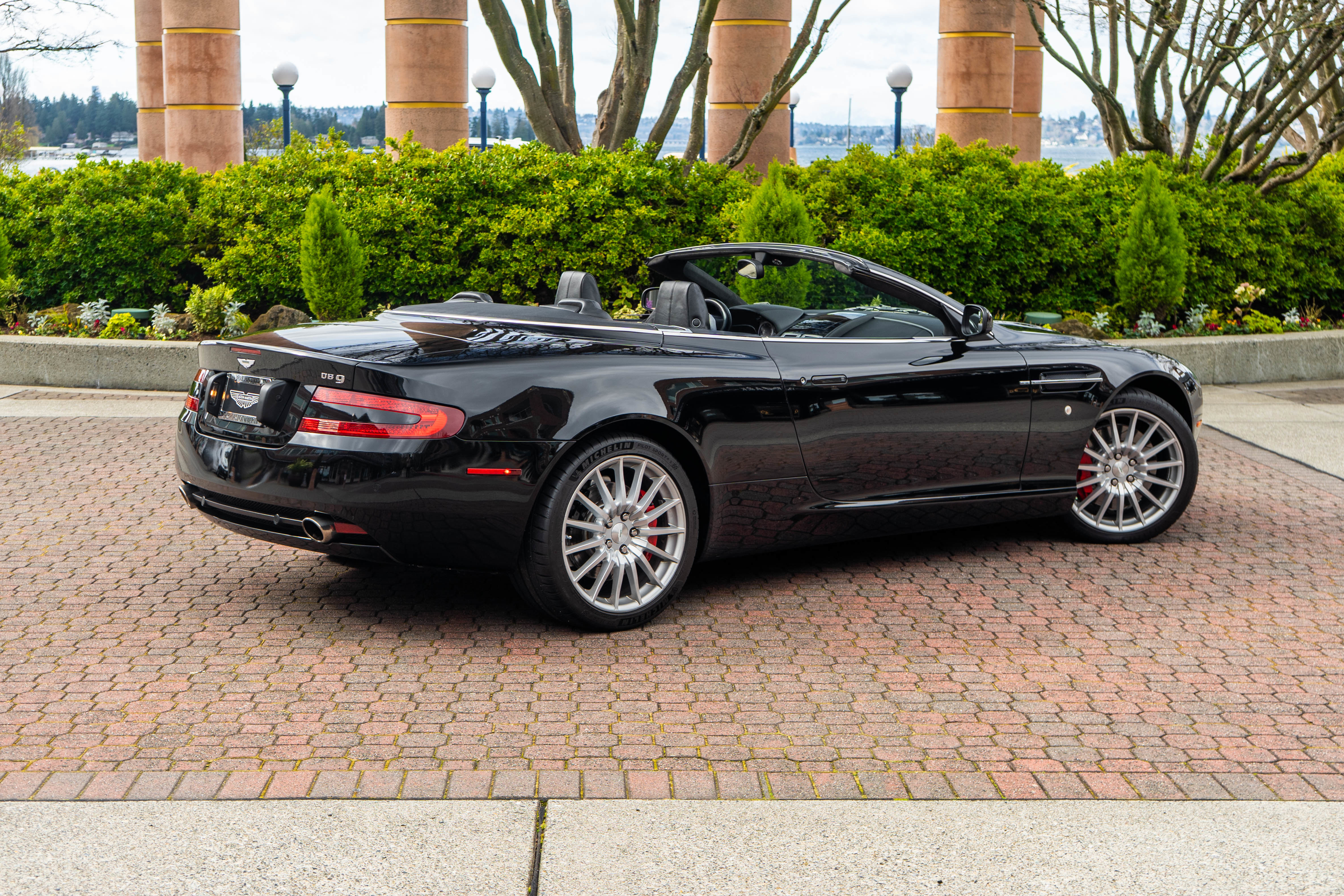 Used 2009 Aston Martin DB9 Volante image 49