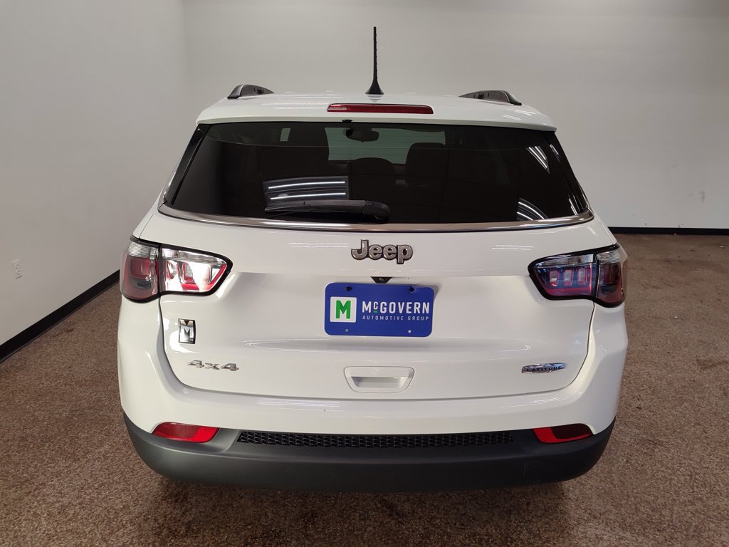 Used 2022 Jeep Compass Latitude AWD/4WD image 4