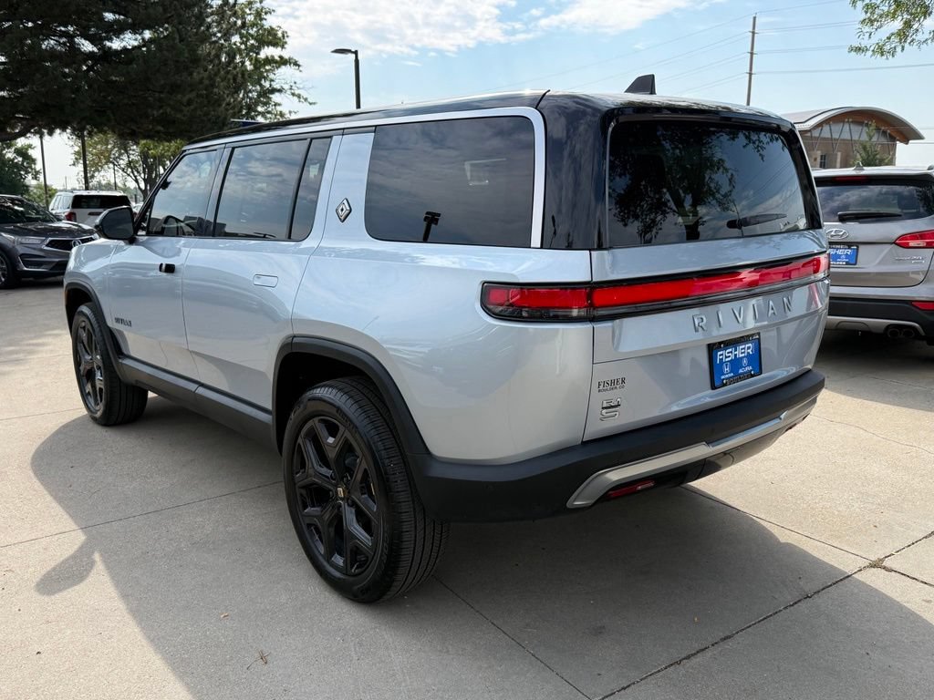 Used 2025 Rivian R1S Adventure AWD/4WD image 6