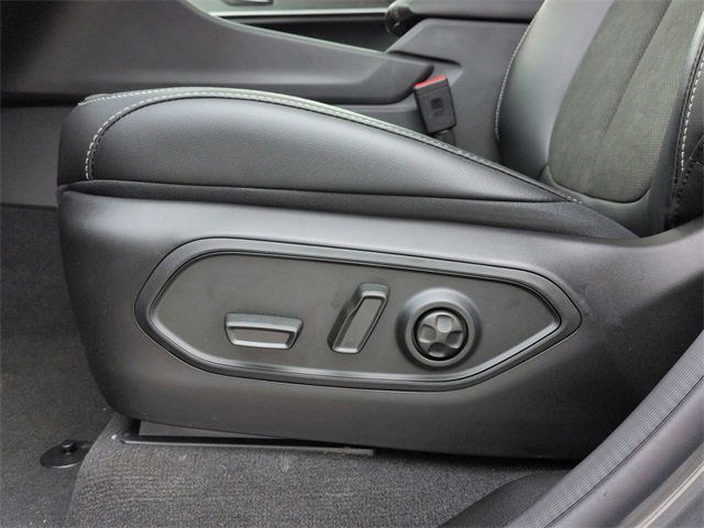 New 2026 Jeep Grand Cherokee Altitude image 18