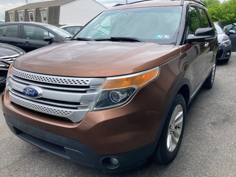 Used 2012 Ford Explorer XLT image 1
