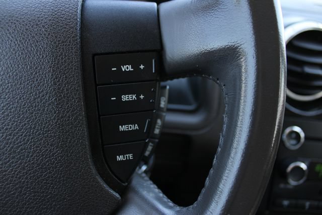 Used 2008 Ford Taurus X SEL FWD image 8
