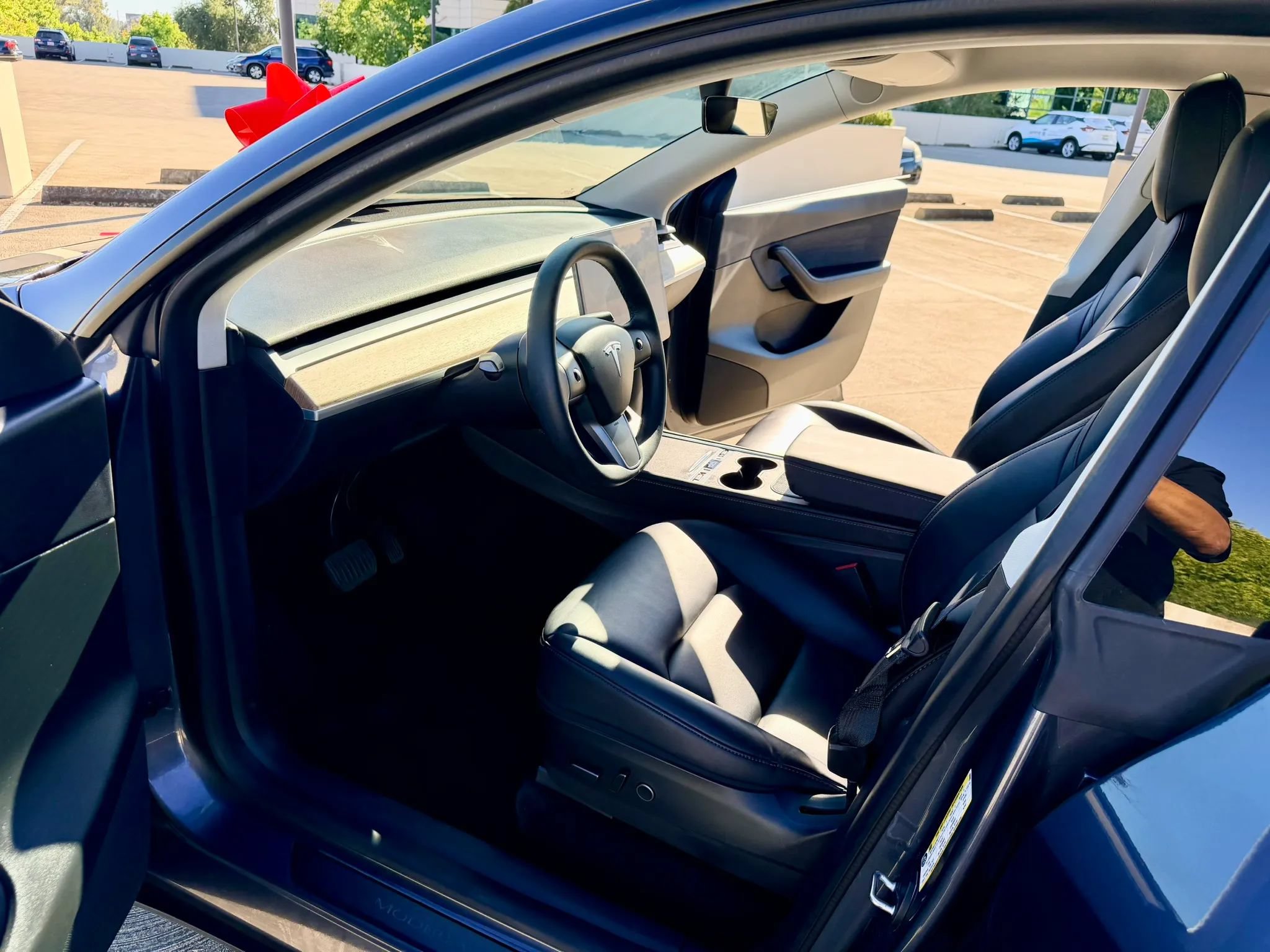 Used 2022 Tesla Model Y Long Range AWD/4WD image 17