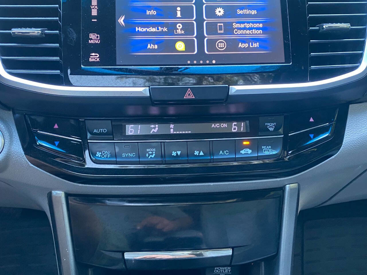Used 2016 Honda Accord EX-L image 34