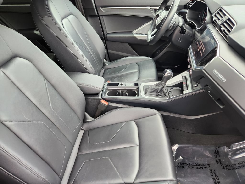 Used 2024 Audi Q3 2.0T Premium AWD/4WD image 5