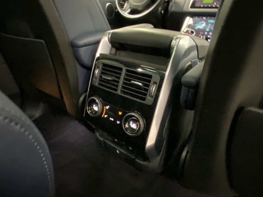 Used 2019 Land Rover Range Rover Sport Supercharged AWD/4WD image 41