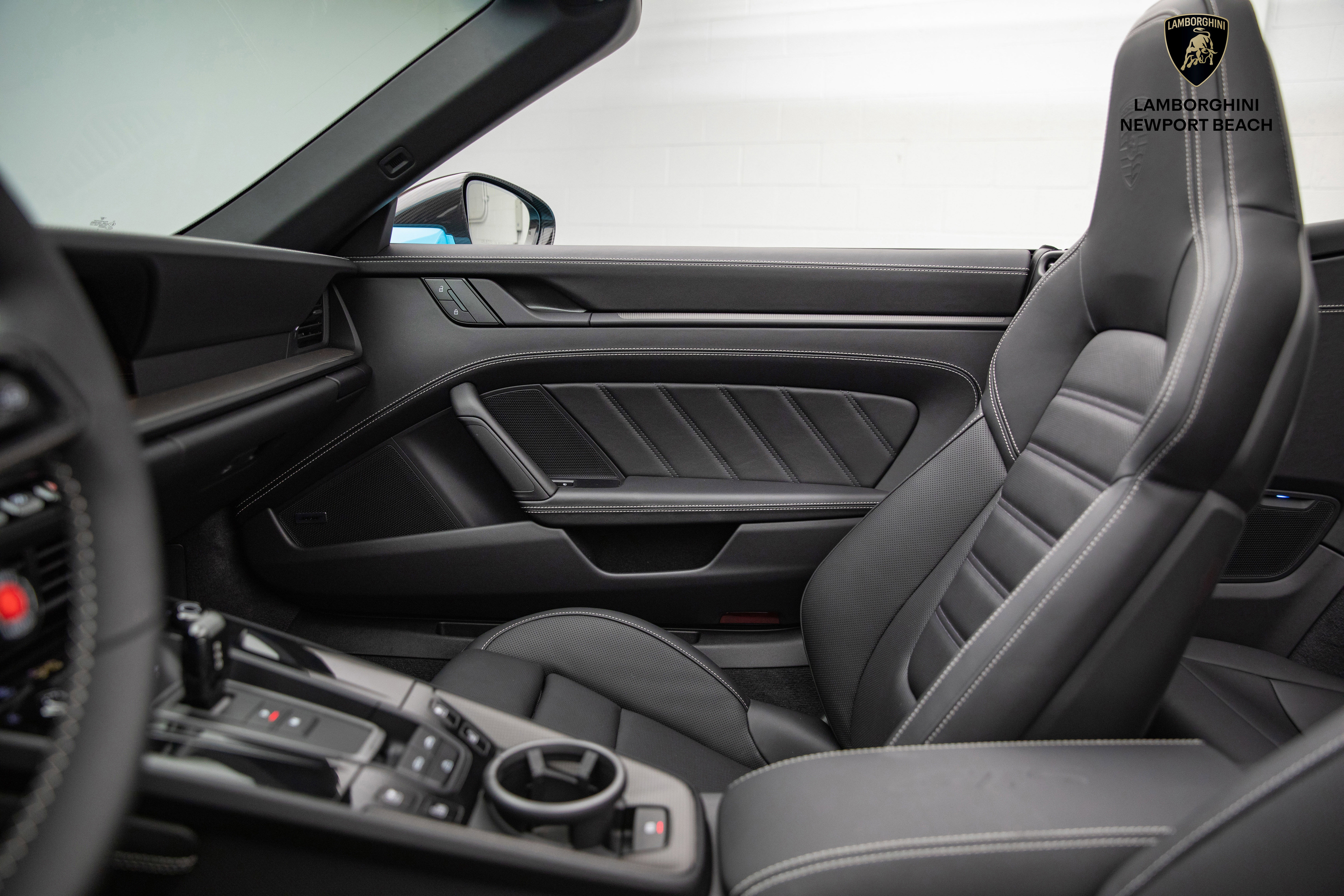 Used 2025 Porsche 911 GTS image 36