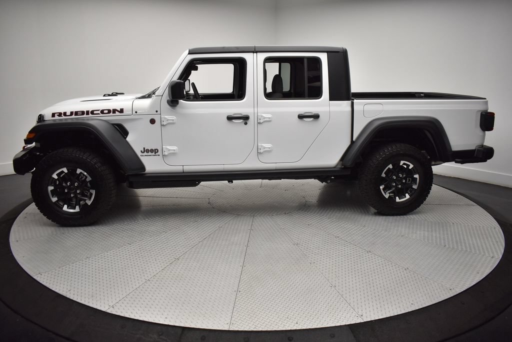 Used 2026 Jeep Gladiator Rubicon AWD/4WD image 8