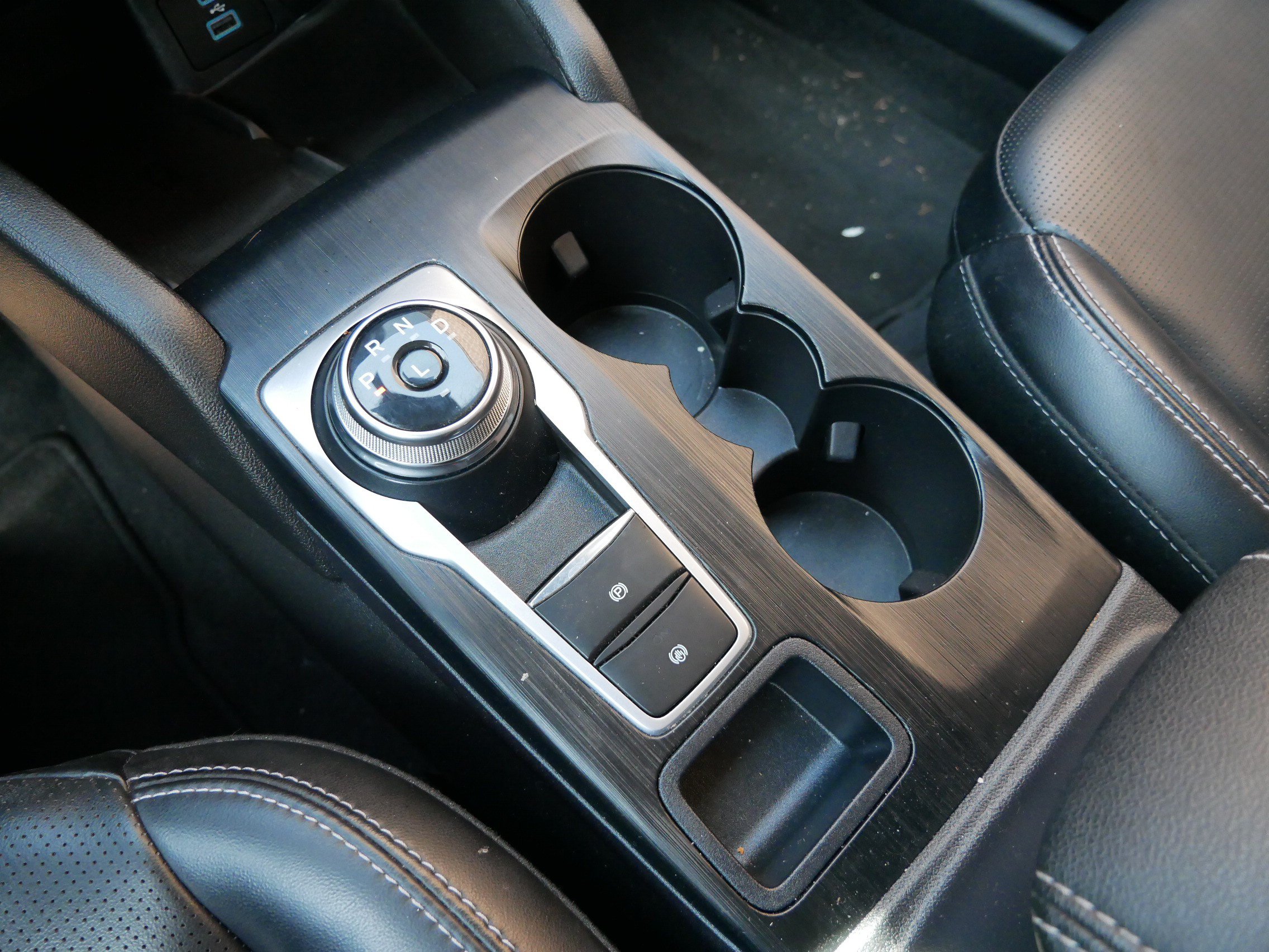Used 2023 Ford Escape Platinum AWD/4WD image 20