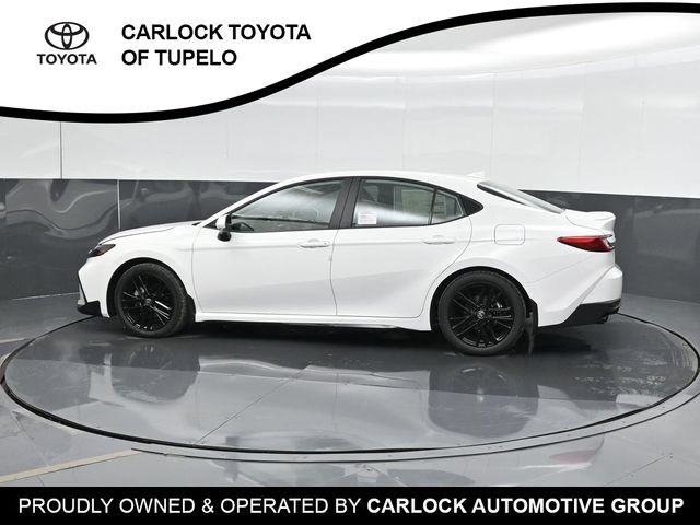 New 2026 Toyota Camry Hybrid FWD image 8