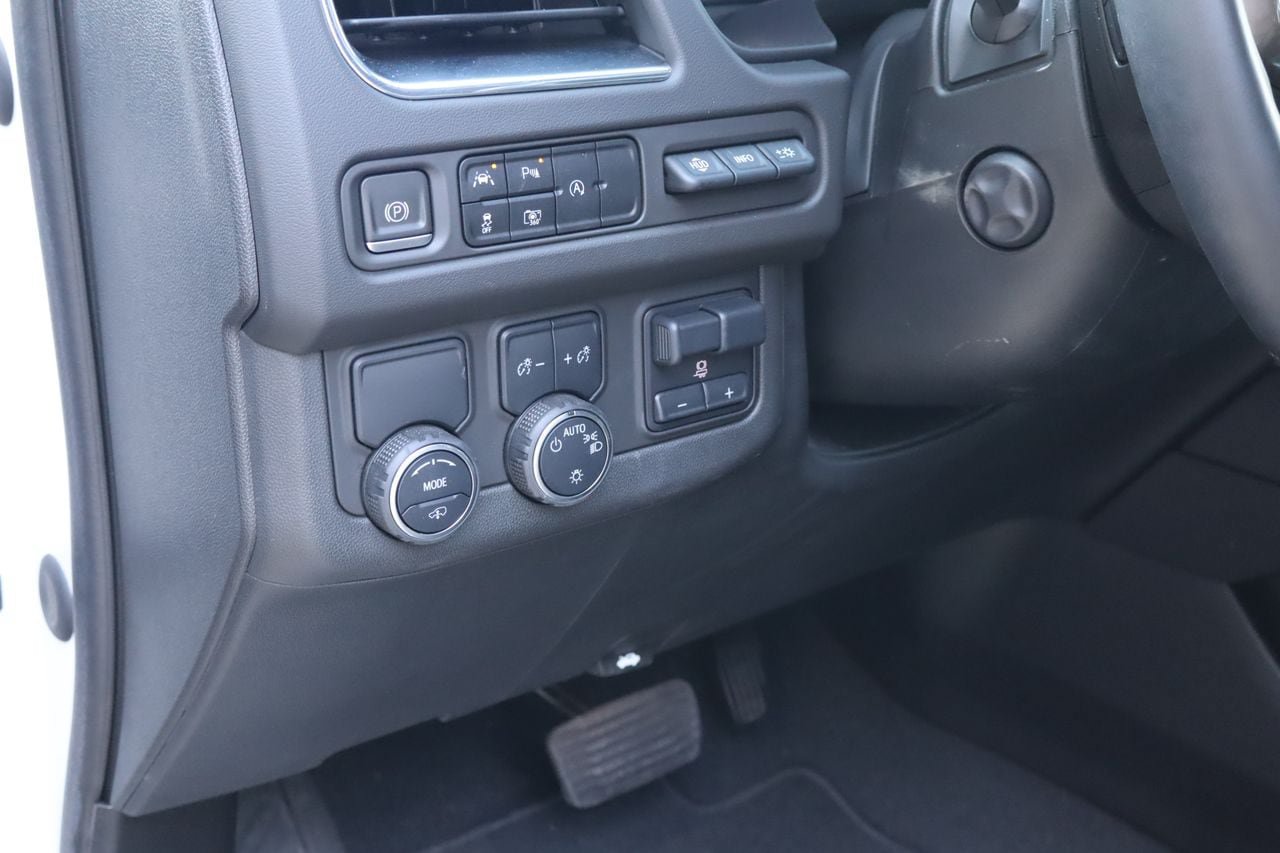 Used 2023 Chevrolet Tahoe High Country w/ LPO, Illumination Package RWD image 26