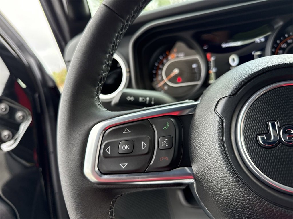 New 2025 Jeep Wrangler Sahara image 15