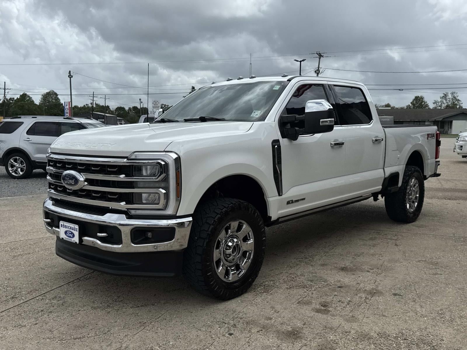 Used 2024 Ford F250 King Ranch w/ Chrome Package AWD/4WD image 3