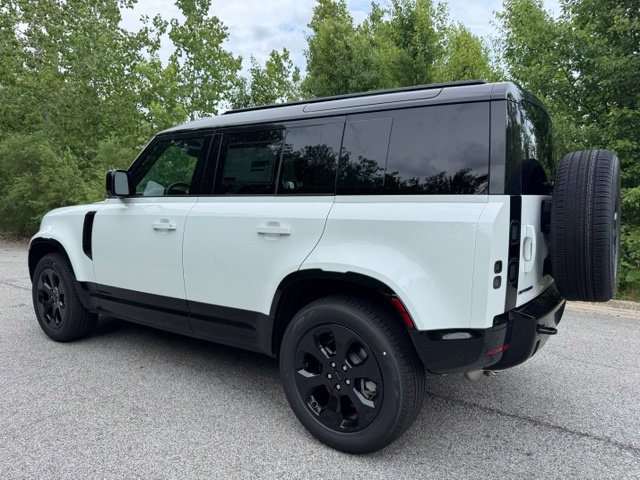 New 2026 Land Rover Defender 110 X-Dynamic SE AWD/4WD image 7