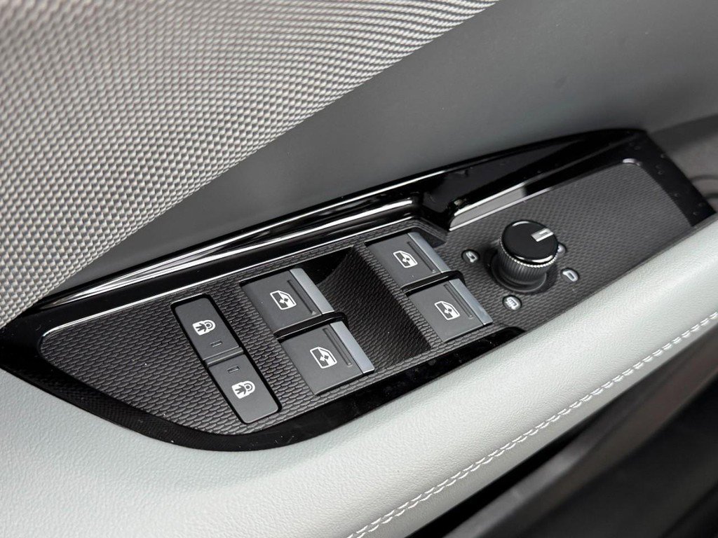 New 2026 Audi Q3 quattro 2.0T image 18