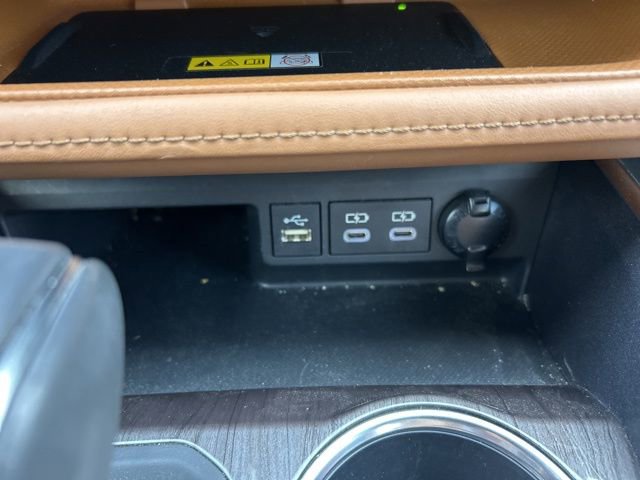 Used 2023 Toyota Highlander Platinum image 22