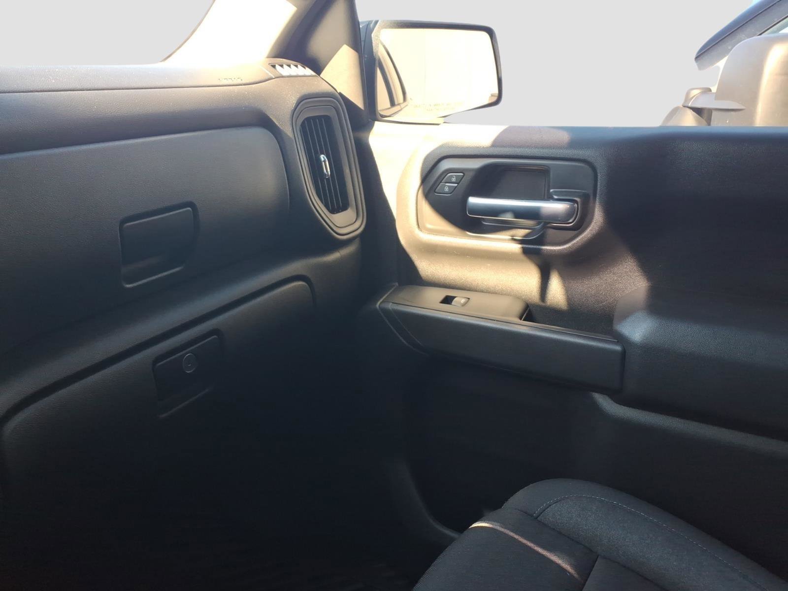 Certified 2025 Chevrolet Silverado 1500 Custom Trail Boss w/ Dark Appearance Package image 24