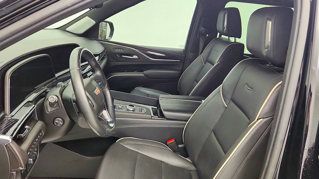 Used 2022 Cadillac Escalade ESV Sport w/ Touring Package AWD/4WD image 20