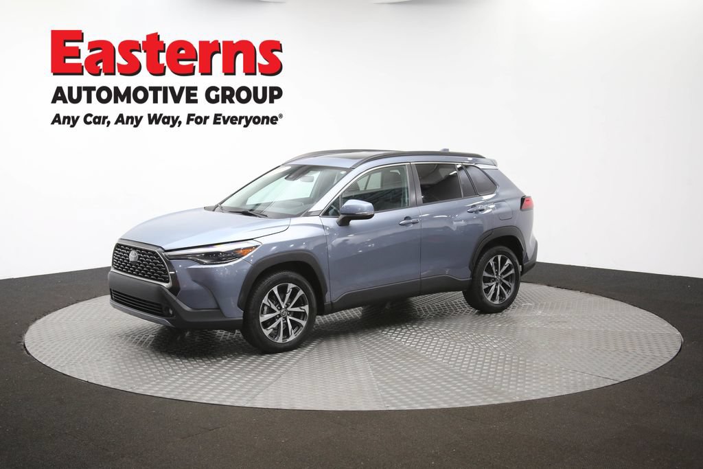 Used 2022 Toyota Corolla Cross XLE w/ Convenience Package AWD/4WD image 57