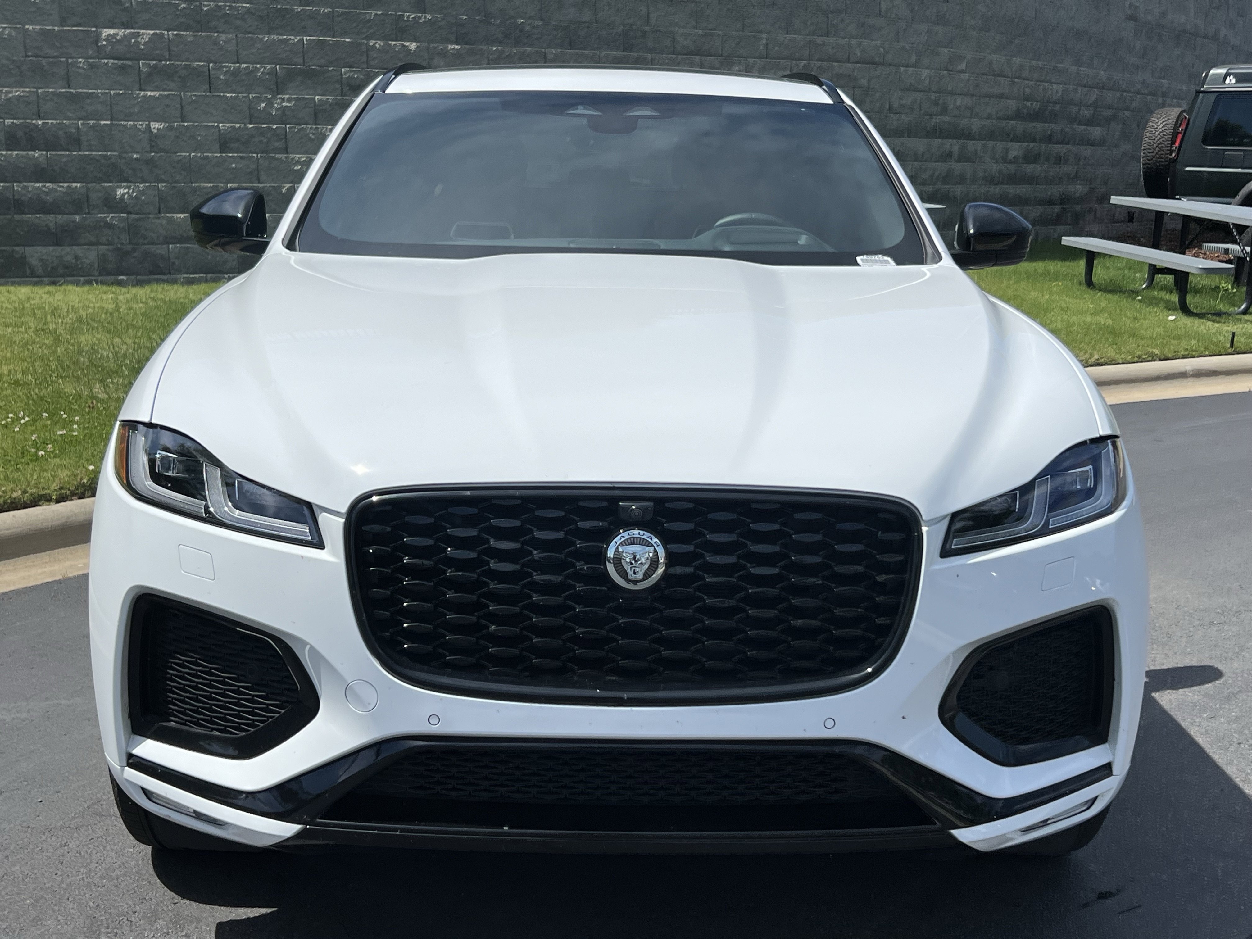 Used 2026 Jaguar F-PACE R-Dynamic S AWD/4WD image 9
