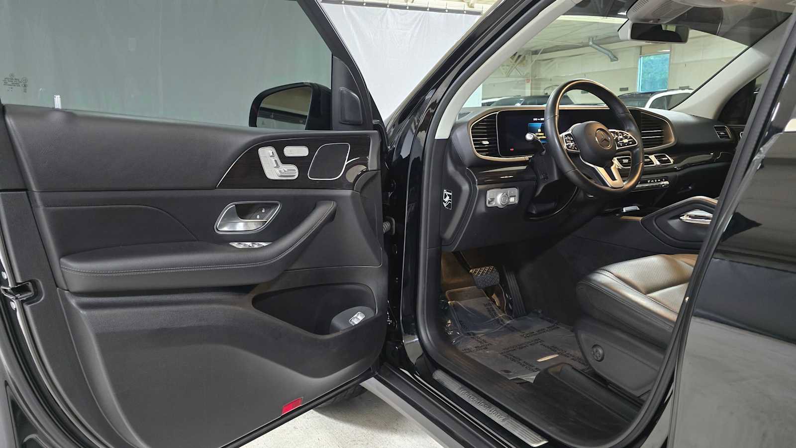 Used 2020 Mercedes-Benz GLE 350 4MATIC image 19