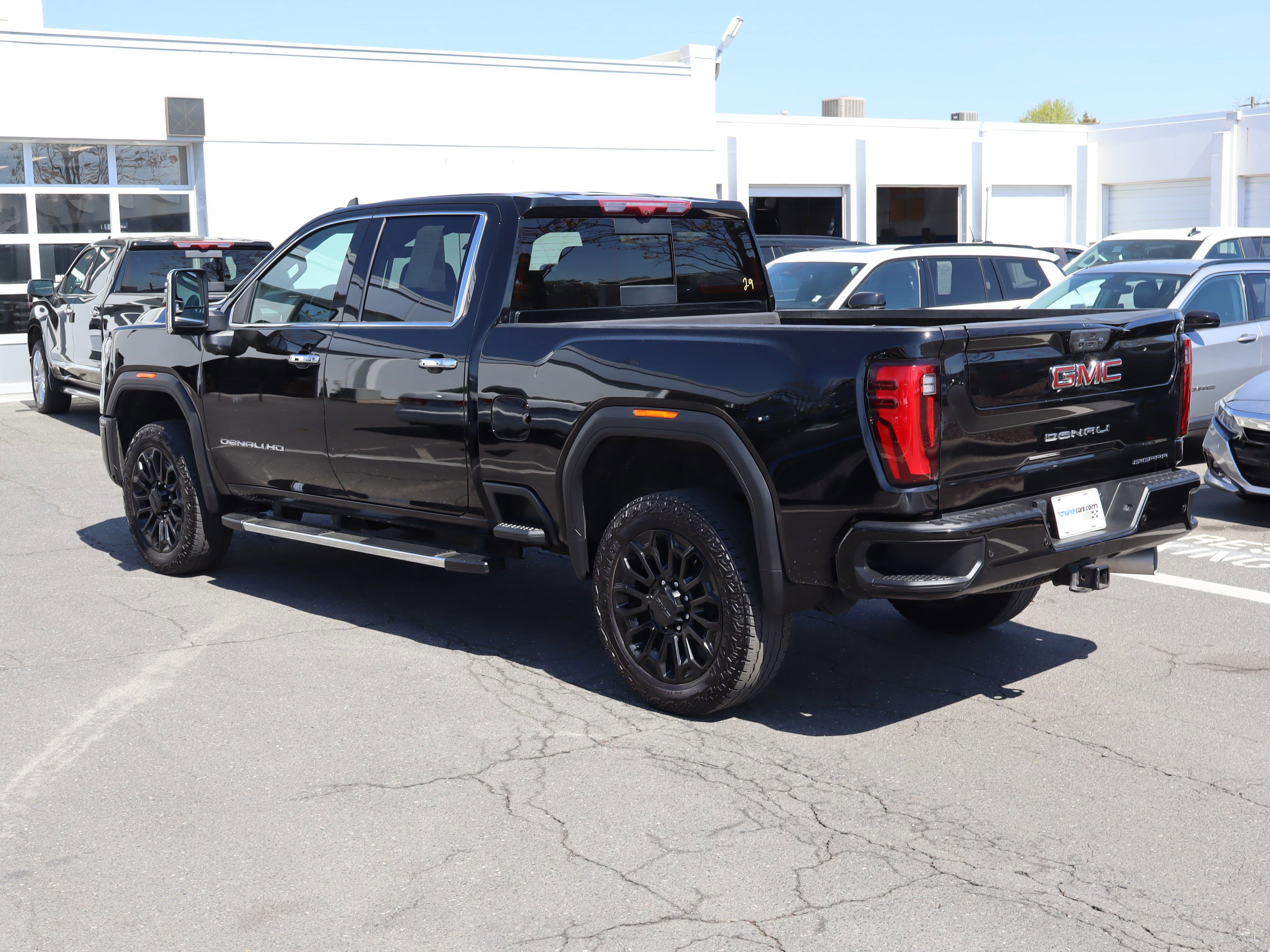 Certified 2024 GMC Sierra 2500 Denali w/ Denali Reserve Package image 9