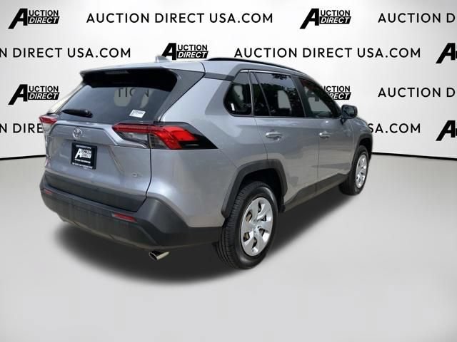 Used 2021 Toyota RAV4 LE FWD image 20