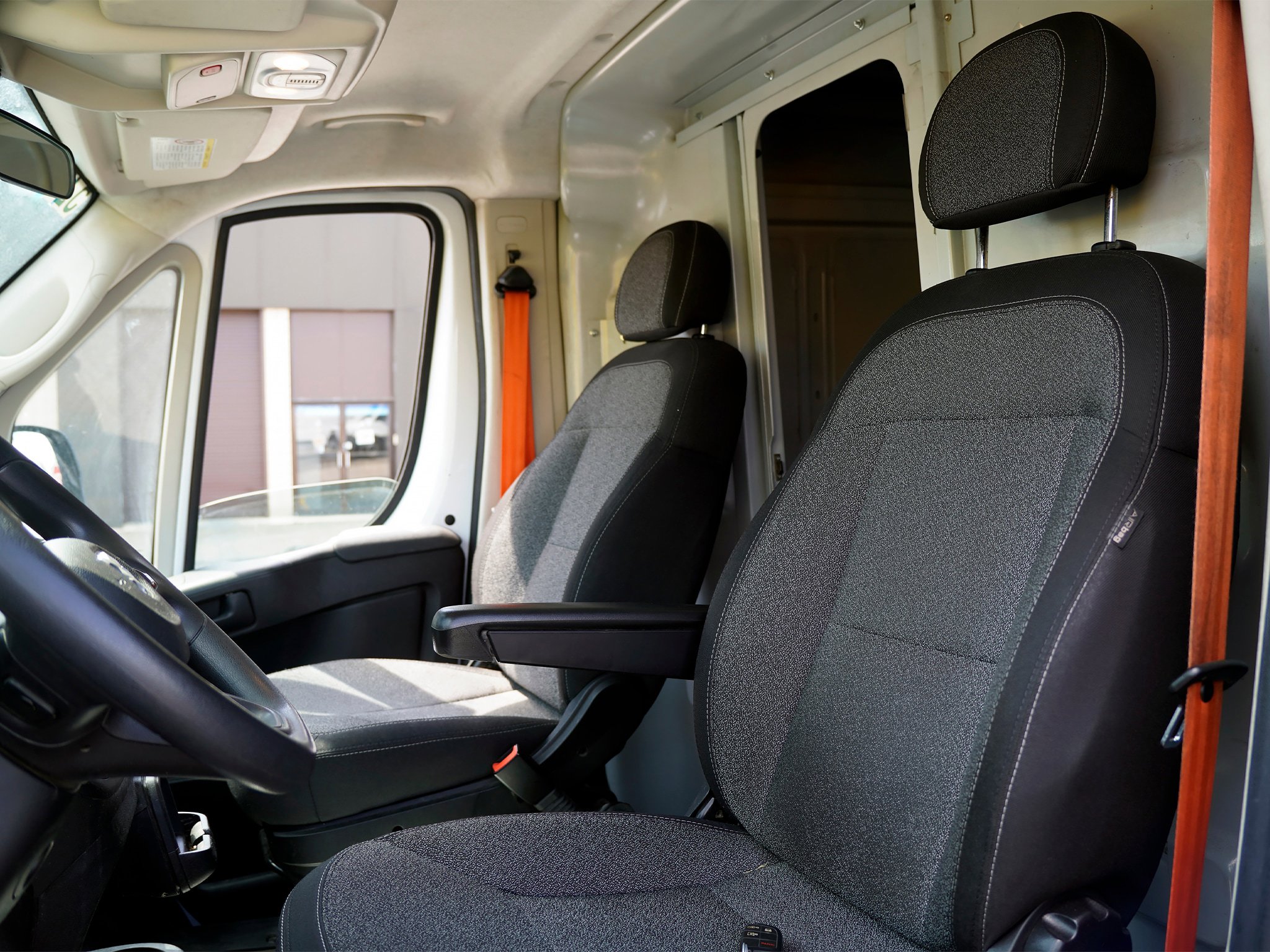 Used 2022 RAM ProMaster 3500 w/ Convenience Group image 17