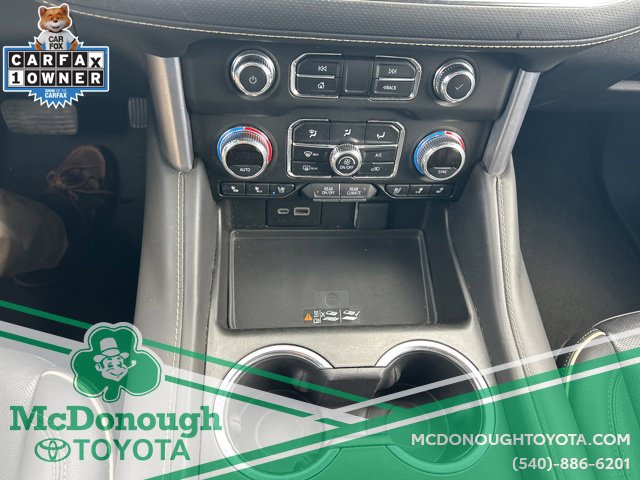 Used 2024 GMC Yukon SLT AWD/4WD image 16