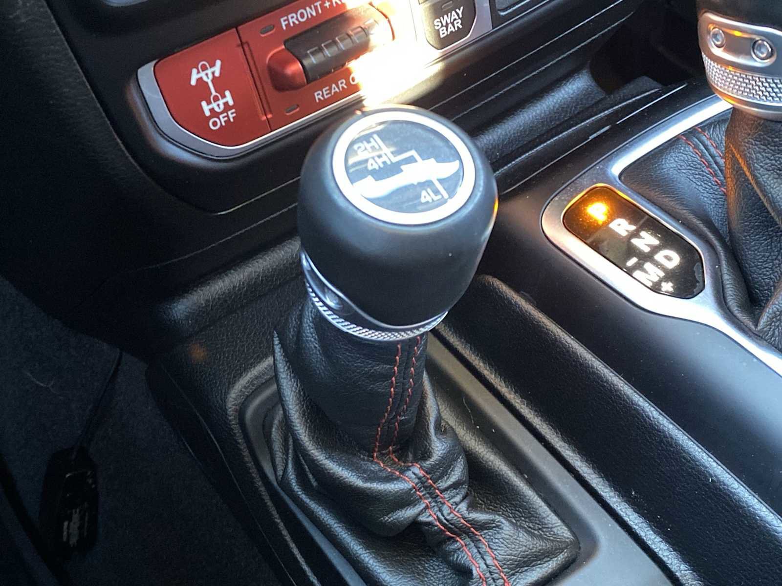 Used 2020 Jeep Gladiator Rubicon w/ Trailer Tow Package image 30