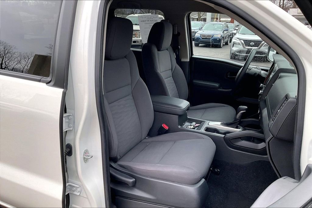 Used 2024 Nissan Frontier S w/ Technology Package image 7