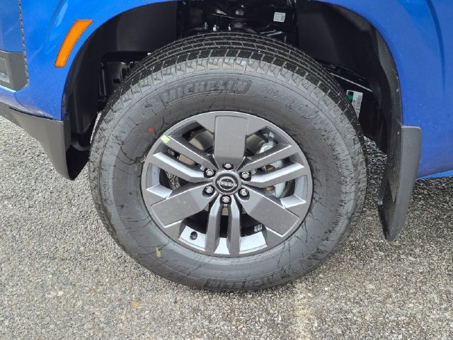 New 2026 Nissan Frontier SV w/ Tow Package AWD/4WD image 11