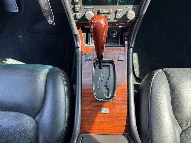 Used 2000 Cadillac Seville STS w/ Convenience Pkg FWD image 17
