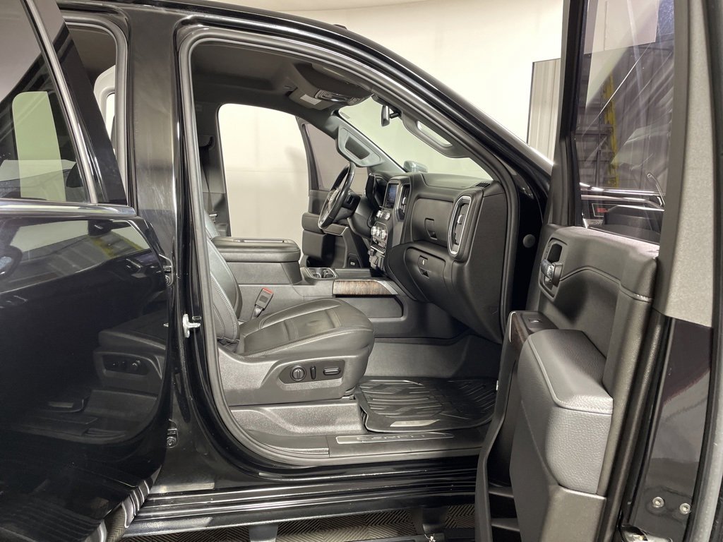 Used 2020 GMC Sierra 3500 Denali image 23