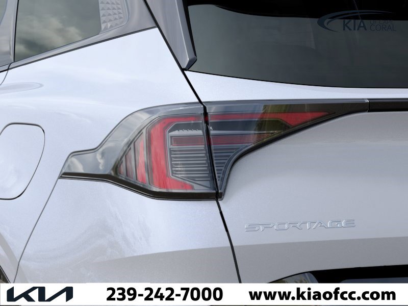 New 2026 Kia Sportage SX FWD image 11