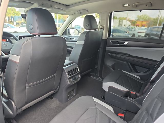 New 2026 Volkswagen Atlas Peak Edition AWD/4WD image 11
