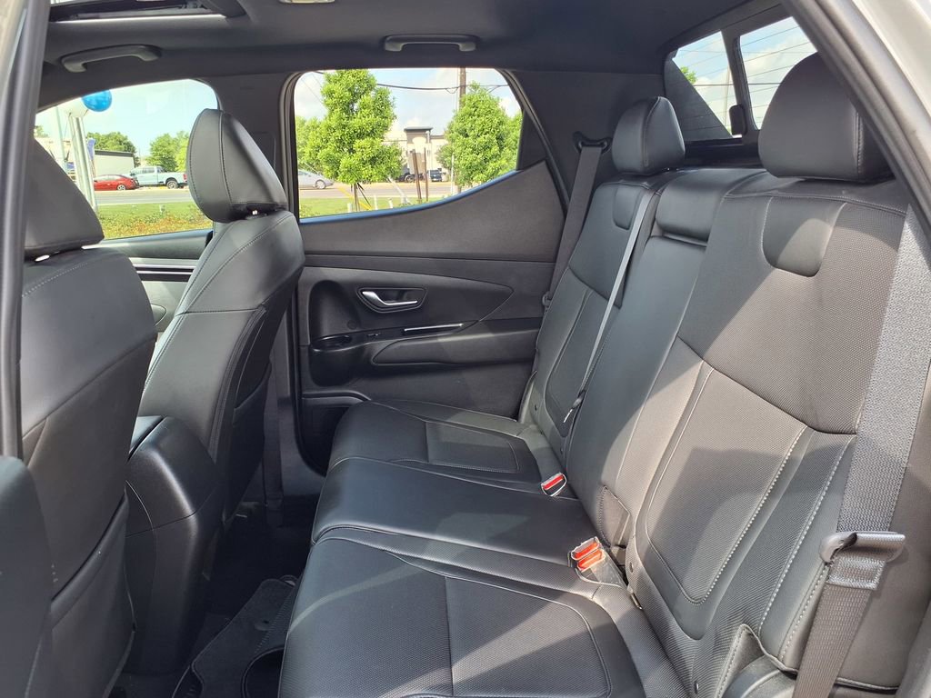 Used 2024 Hyundai Santa Cruz Night image 15