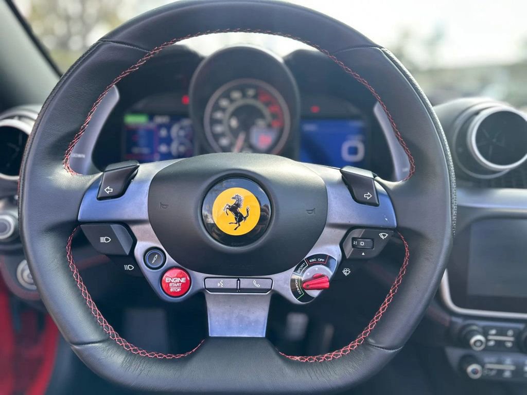Used 2019 Ferrari Portofino RWD image 12